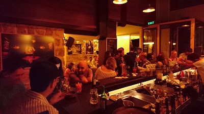 Photos of Caf&eacute; Vert
