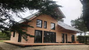 Photo n°7 de Maison Passive Écologique - Autrement bois construction à Limerzel (Atelier de menuiserie)