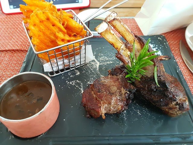 Coast Beach Club & Bistro