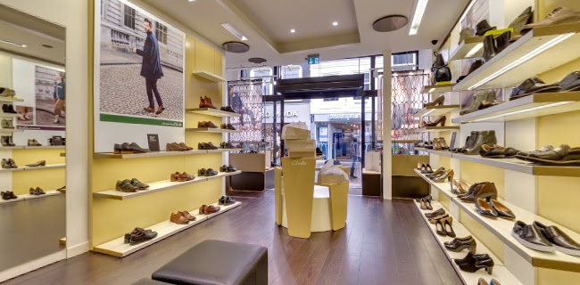 clarksshop.com