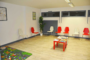 Photo n°3 de Centre d'ophthalmologie - Mayenne à Mayenne (Chirurgien utilisant la technique du Lasik)