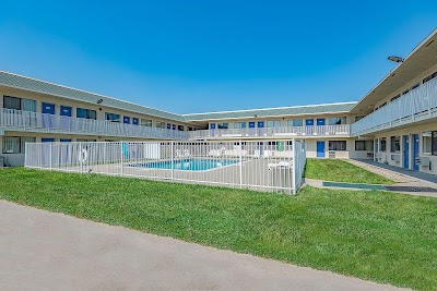 Photos of Motel 6 Kansas City North - Airport