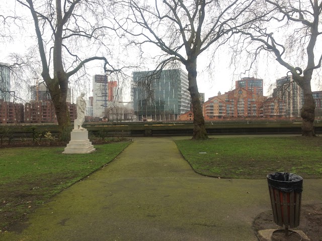 U.S. Embassy, London
