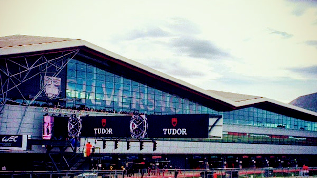 247 Taxiline Milton Keynes Taxi - Taxi service