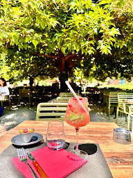 Photo n°82 de Aux Pieds dans l'Eau à Rochetaillée-sur-Saône (Restaurant français)