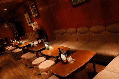 AVANT GARDE 熱海 キャバクラ