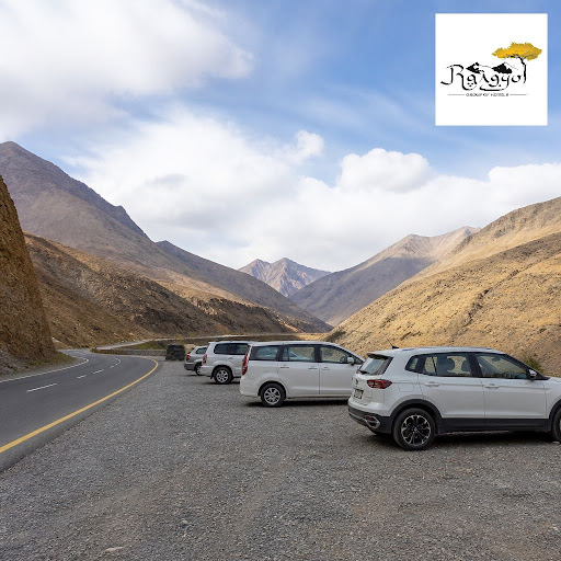Planning a road trip on the stunning Srinagar-Leh Highway? Rangyul Resorts in Kargil offers free,… post image