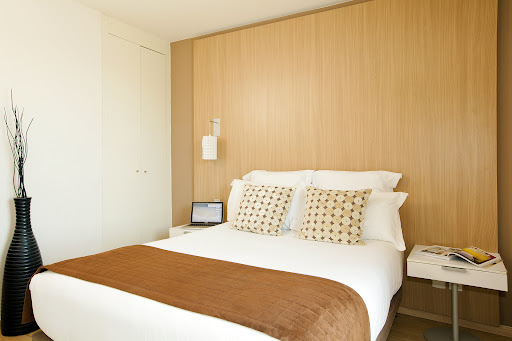 Photo de Appart Hôtel - Residhome Carrières La Défense à Carrières-sur-Seine (78420)