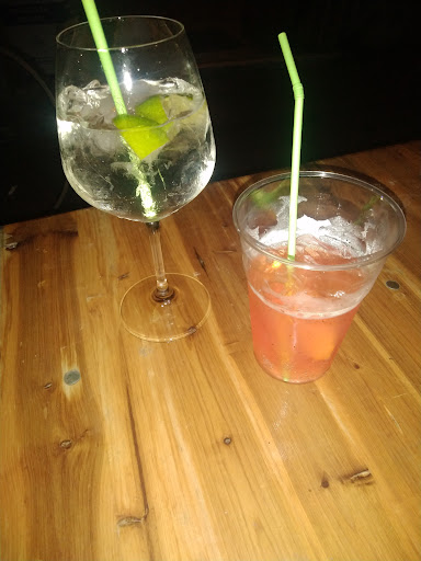 Bar Pinky