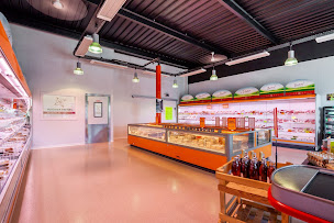 Photo n°1 de Huguier Frères à Mailly-le-Camp (Traiteur)