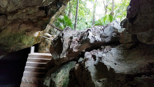 Cenote Chac Mool