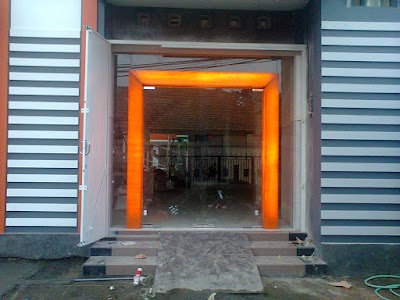 Photos of Ornamental glass and aluminum madiun
