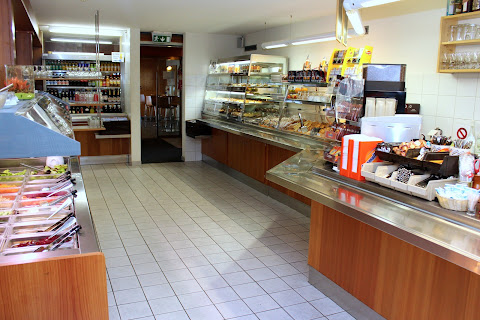 Gemmi Lodge 2350 by null