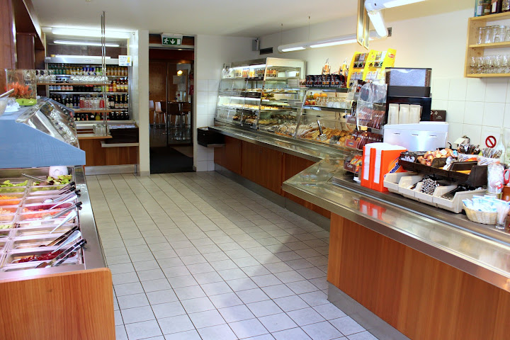 Gemmi Lodge 2350 by null