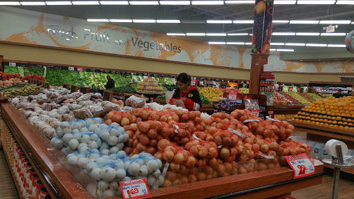 Villa Park Fruit Market Gallery - United States