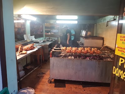 Photos of Chicken House By Pirija