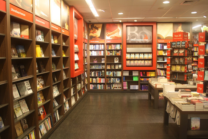 Bruna Bookstore, Zuikertuin Mall. by null