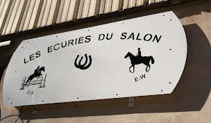 Photo n°12 de Ecuries du Salon à Dampierre-sur-Salon (Centre équestre)