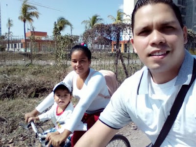 Photos of calle 26A S / N Park