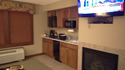 Photos of Suites at Silver Tree