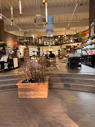 Photo n°23 de EDGE DECO - Magasin de Meubles et Canapés - le Havre à Le Havre (Magasin de canapés)