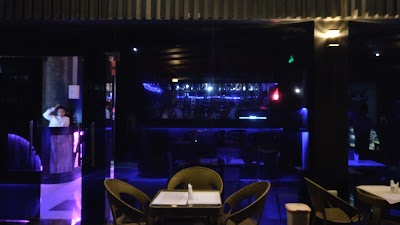bar