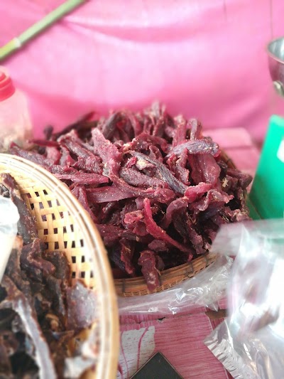 Photos of អារ៉ា លក់សាច់ក្រកឆ្ងាញ់ ស្ទោង