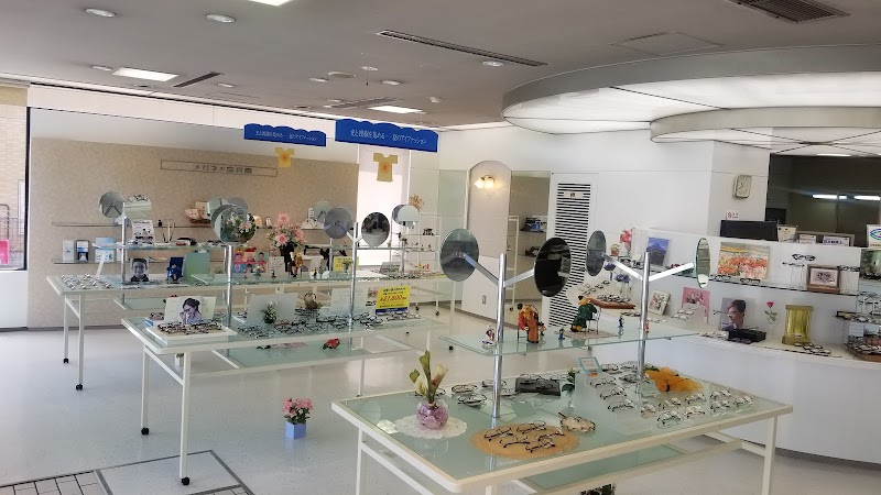 メガネの宝月堂 北方店