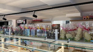 Photo n°4 de Maison Lerivrain à La Rivière-Saint-Sauveur (Pâtisserie)