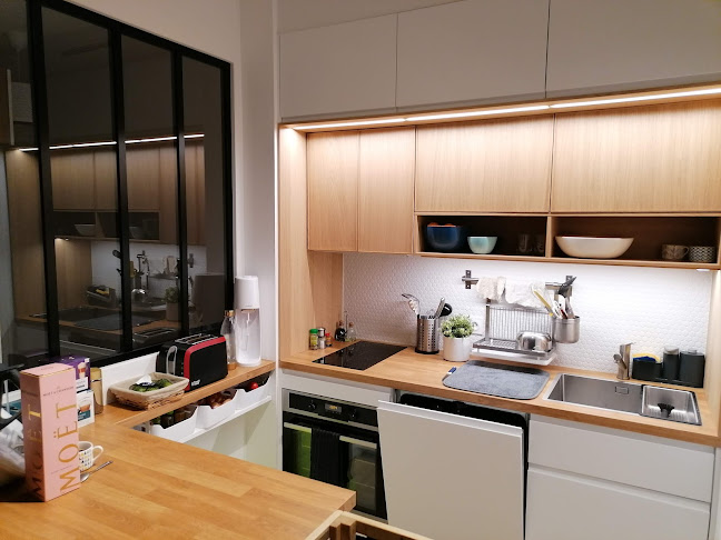 Menuisier agenceur - Menuisier