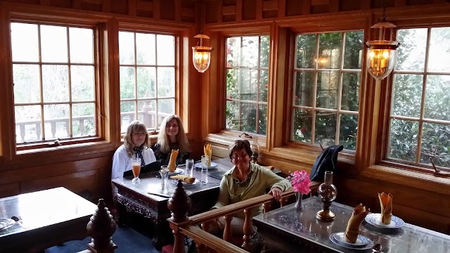 Khan Toke Thai House