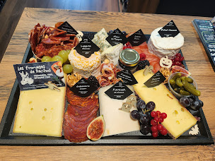 Photo n°34 de Les Fromages de Bacchus à Lanrivoaré (Cave à vins)