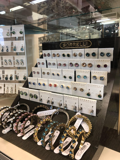 Forever Treasures - Visual