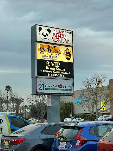 VIP Beauty Studio - Eyebrow Threading, Waxing And Facials Beauty Services - Thumbnail