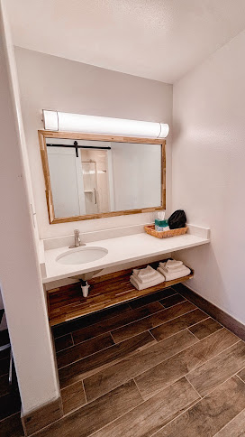 Whispering Sands Motel by null