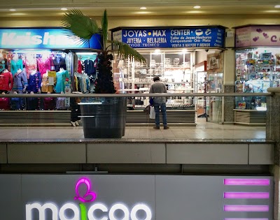 Photos of Mall Pumay