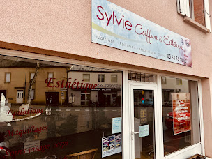 Photo n°3 de Sylvie Coiffure et Esthétique à Tanus (Institut de beauté)