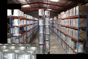 Photo n°18 de S.T.I.C. Sté Transports Internationaux Charentais à Roullet-Saint-Estèphe (Société de transport routier)