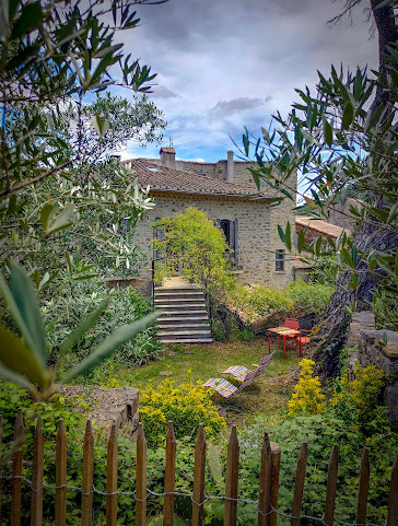 Madame Les Vans by null