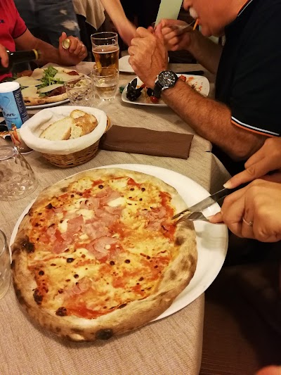 Photos of Pizzeria Club 64