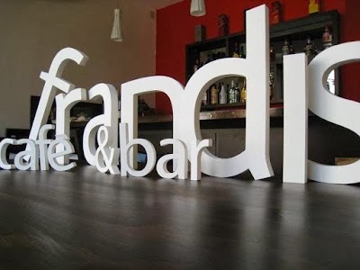 Photos of Frandis