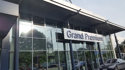 Photos of Grand Premium Mercedes-Benz Center