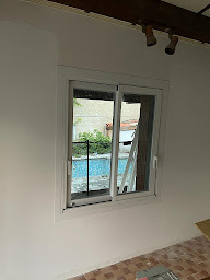 Photo n°31 de CYBELE MENUISERIES - Partenaire Arcades et Baies à Saint-Martin-Lalande (Fournisseur de portes de garage)