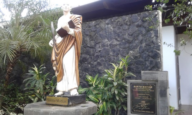 Gereja Katolik Santo Matias, Author: christianus sukamto