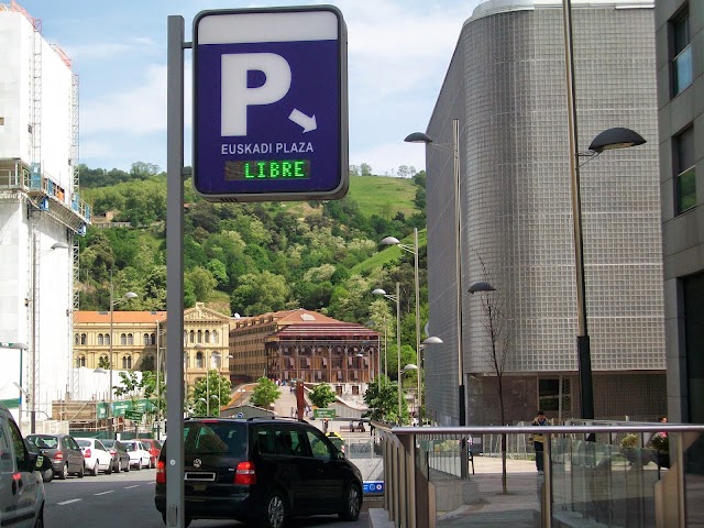 Parking Plaza Euskadi
