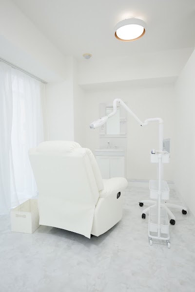 Lloyd's ホワイトニング 天神店