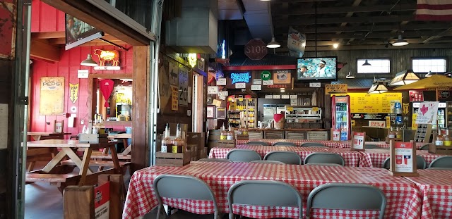Rudy's "Country Store" and Bar-B-Q