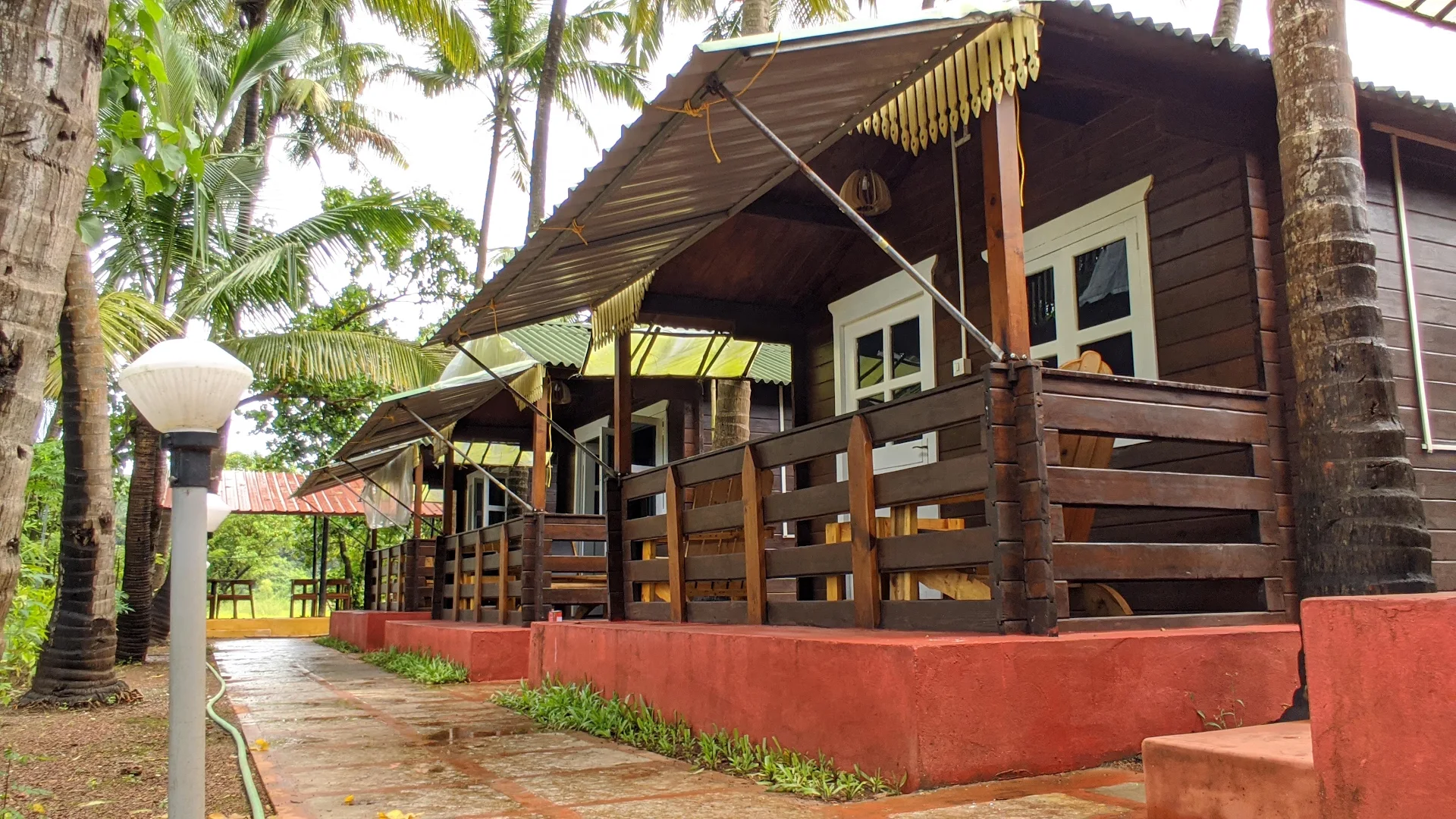 LOTUSFEET COTTAGES BY BLUE OCEAN