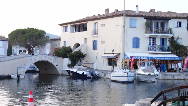 Capitainerie de Port Grimaud