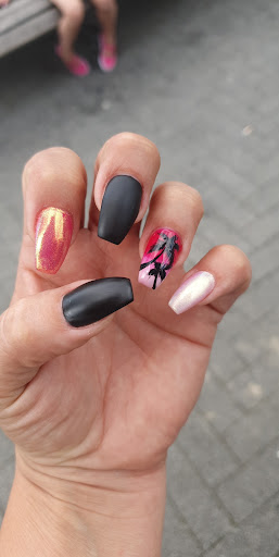 YourNails & The Beauty Box - Thumbnail